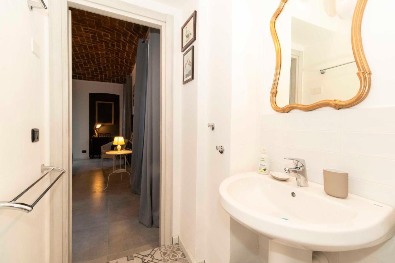 טורינו Santa Chiara Apartment Near Piazza Statuto מראה חיצוני תמונה