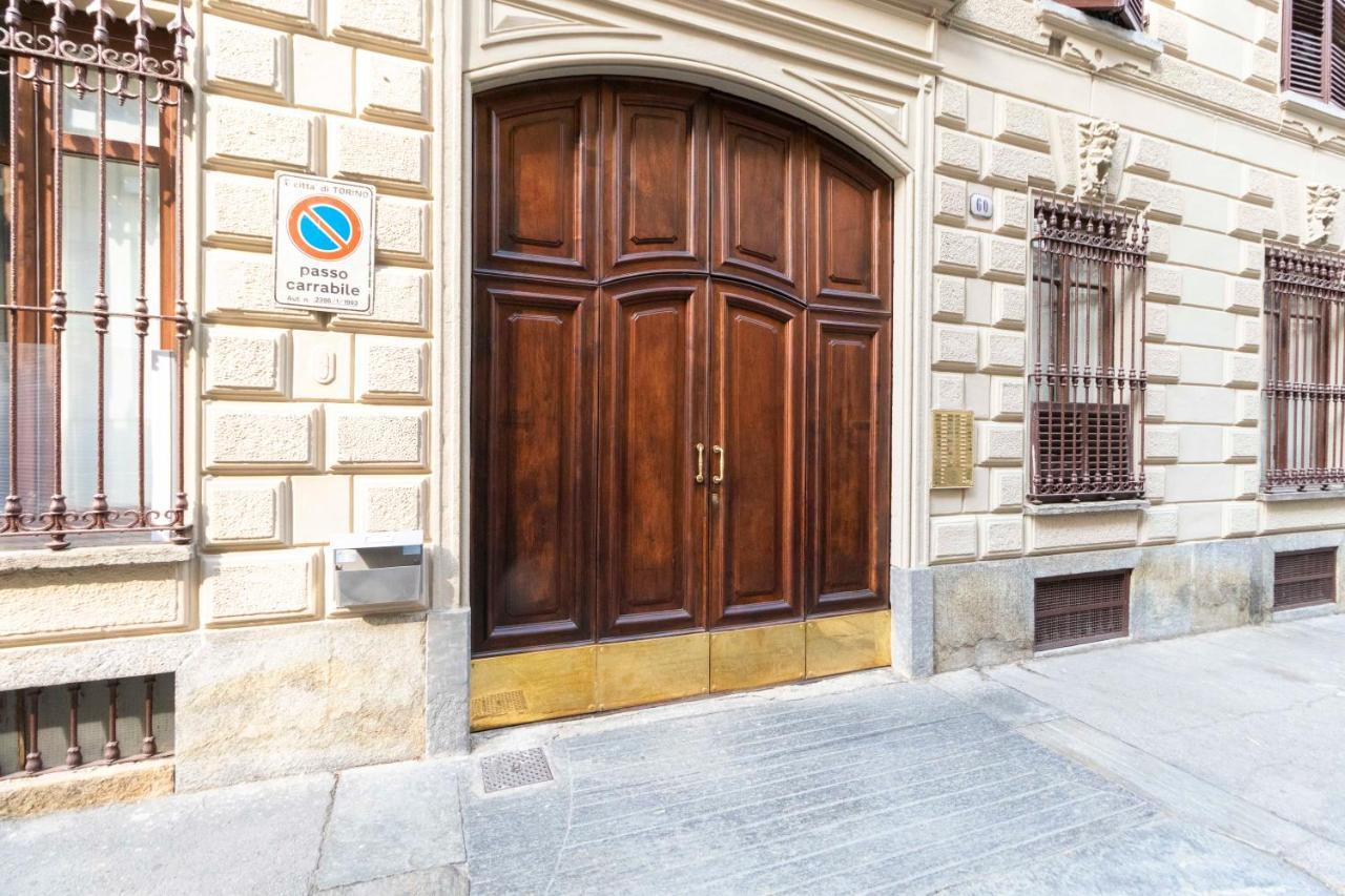 טורינו Santa Chiara Apartment Near Piazza Statuto מראה חיצוני תמונה
