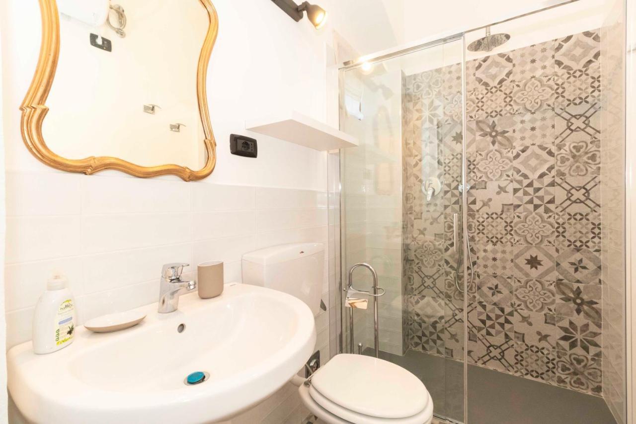 טורינו Santa Chiara Apartment Near Piazza Statuto מראה חיצוני תמונה